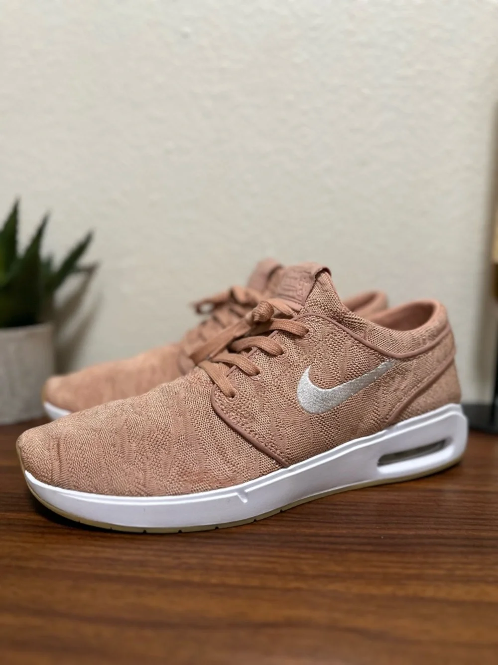 Nike SB Air Max Stefan Janoski 2 Rose White Gum AQ7477-600 Men’s 11 - Picture 1 of 8